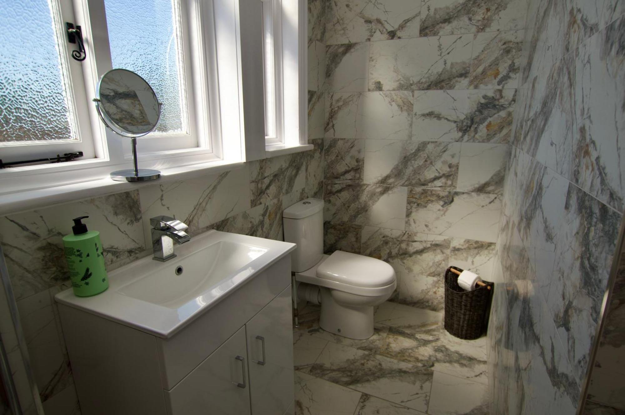 Beautiful Large 3-Bed Coastal Flat With Parking. Apartment Frinton-on-Sea Luaran gambar