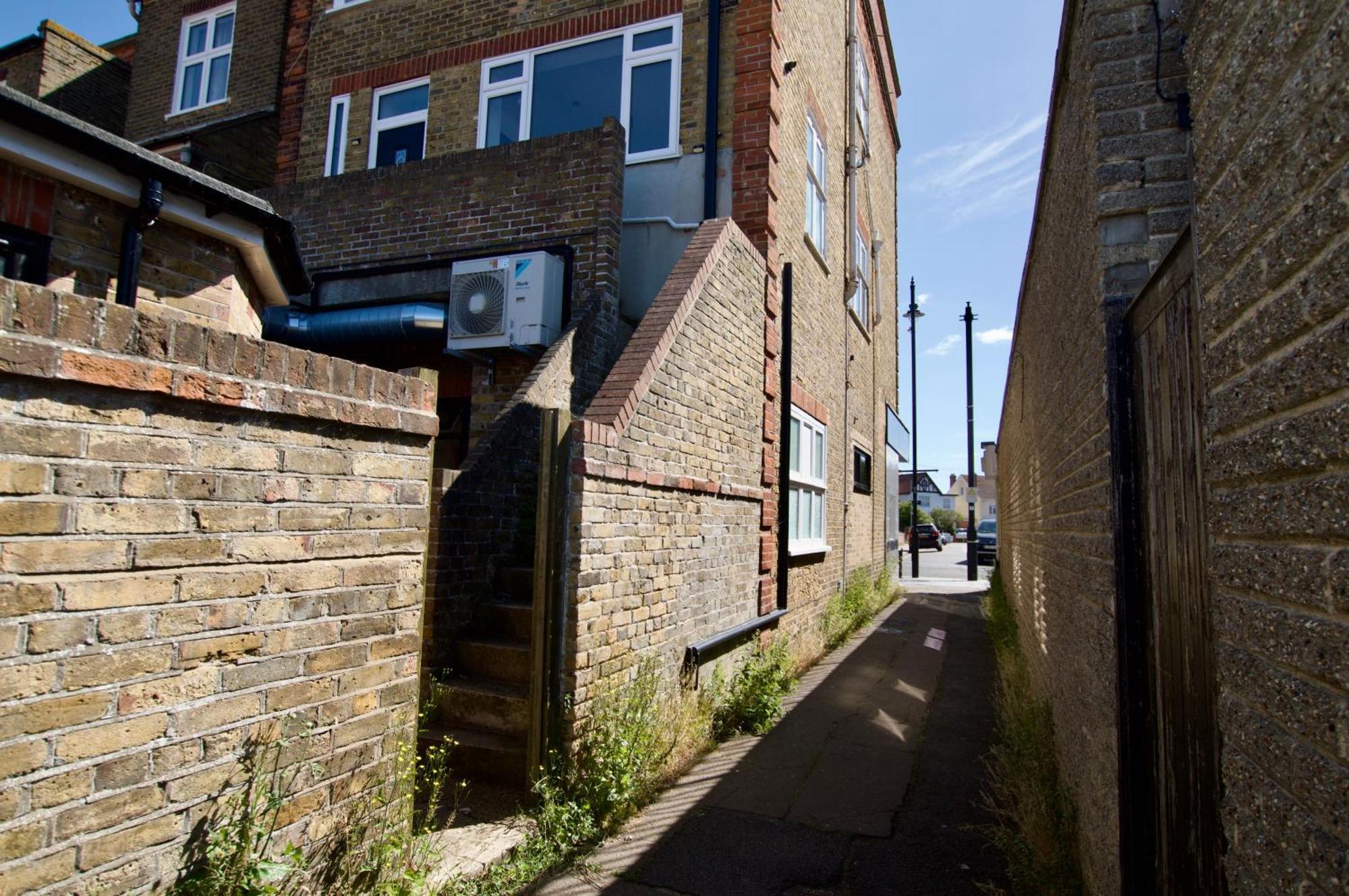 Beautiful Large 3-Bed Coastal Flat With Parking. Apartment Frinton-on-Sea Luaran gambar